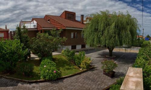 Quintana 23 Hotel Suances Buitenkant foto
